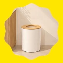 Poubelle avec couvercle