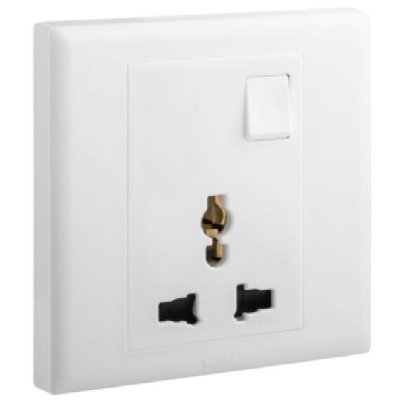 1 G multistd switched socket Eloe - LEGRAND