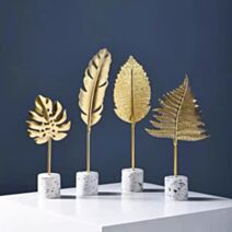 Décoration à poser feuille en pot H19-25 cm métal doré divers modèles au choix